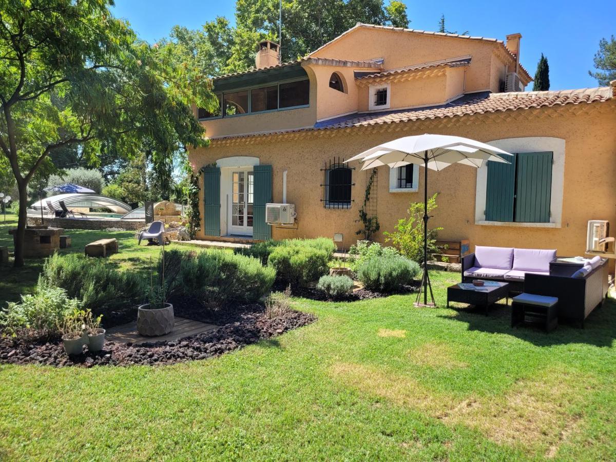 Au Bord De L'Alzon Apartment Uzes Bagian luar foto